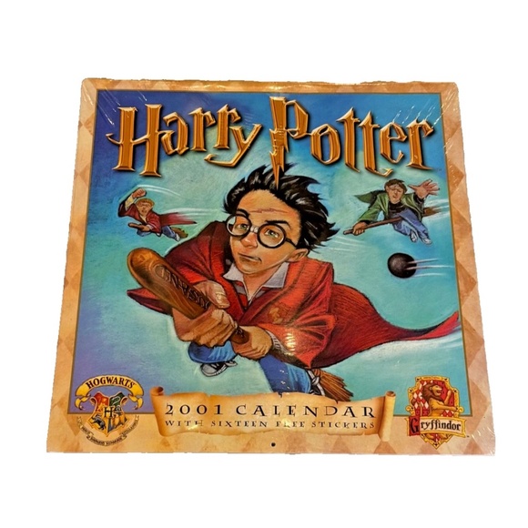 Harry Potter 2001 Wall Calendar,‎ New, Sealed, With Included Stickers - Picture 1 of 4